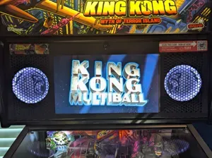 King Kong Stern Expression Speaker Light rings