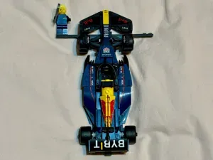 LEG0 F1 Speed Champions Wall Mount with driver