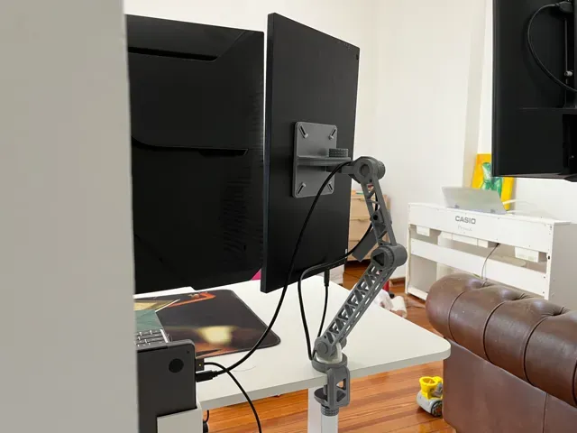 Vesa desk stand for portable monitors — Фото 3 из 3