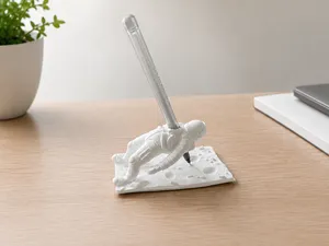 Dead Astronaut Pen Holder Diorama