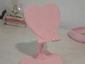 Cute heart-shaped phone holder