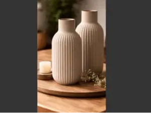 Stria Vase