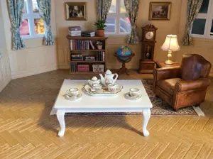 Vintage Dollhouse Table 1:12 | Scalable Mini