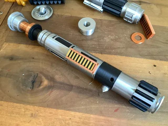 Build Your Own custom Lightsaber — Фото 8 из 12