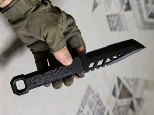 Void-Piercing Federal Marine Corps Tactical Dagger