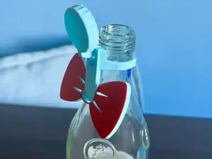 Flaschenverschluss mit Anzugsfliege (Remix)