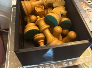 Box for standard chess pieces