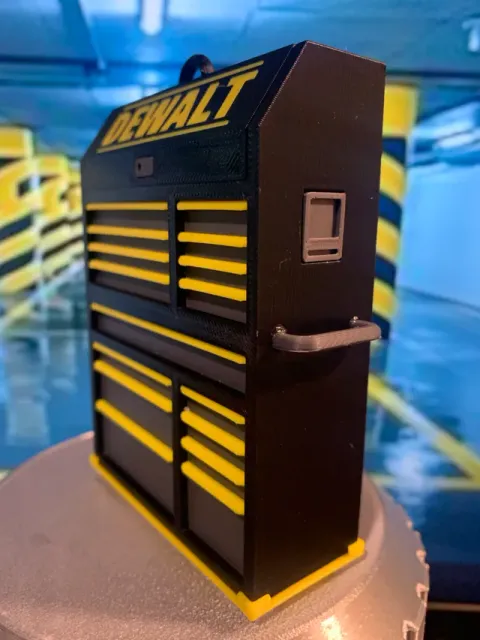 Dewalt Christmas Tree Ornament — Фото 3 из 4
