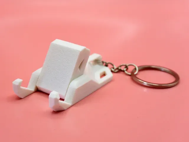 Phone Stand Keyring by Pork3D.com — Фото 3 из 4