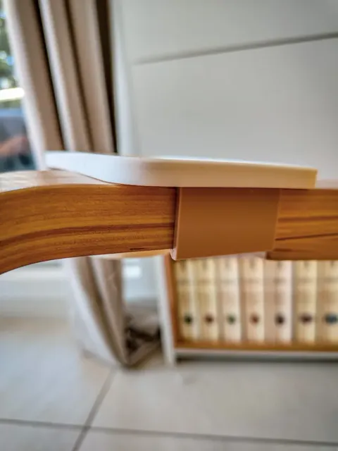 Ikea Poäng Rocking Chair Holder for BabyBottles — Фото 7 из 13