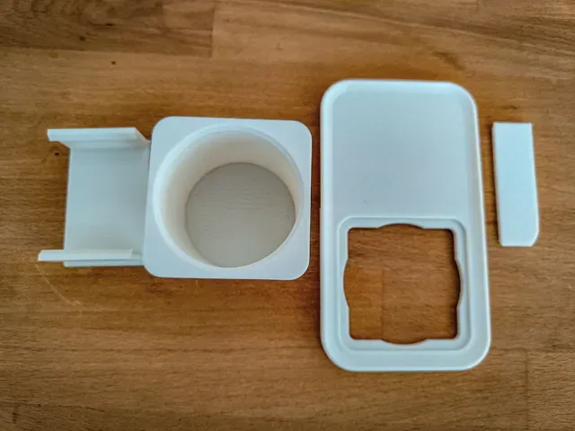 Ikea Poäng Rocking Chair Holder for BabyBottles — Фото 4 из 13