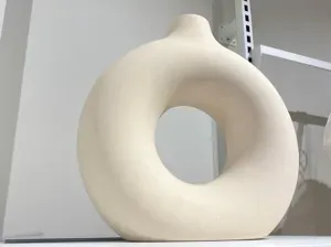 Modern ceramic Vase, No supports, great gift! Deco