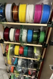 Screwable Filament Rack (Parametric 16-23mm)