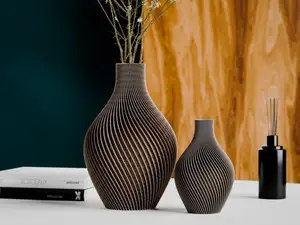 Spiral Vase Design for Dried Flowers