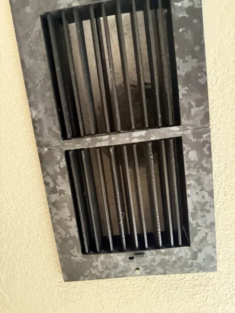 Ceiling Vent 13 1/4 x 7 1/4 Adjustable Fins — Image 4 of 8
