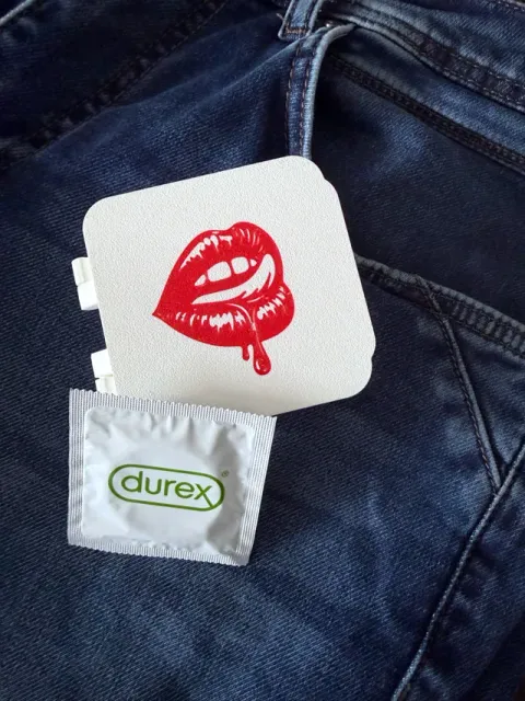 Discreet Pocket Case for a Condom — Фото 3 из 5