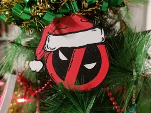 Adorno de navidad de Deadpool