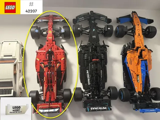 LEG0 Technic 42207 Ferrari SF-24 F1 wall mount — Фото 3 из 6