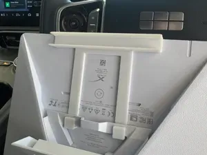 Geely EX5 - Starlink Mini Screen Dashboard Mount