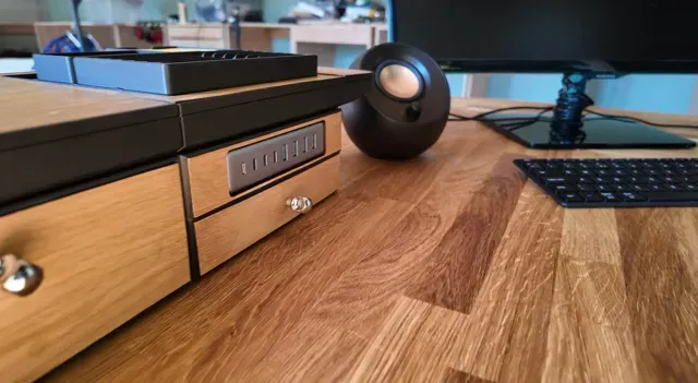 Deskware - A Modular Desk System — Фото 8 из 15
