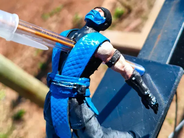 Sub-Zero Fatality: Soporte para Bolígrafo