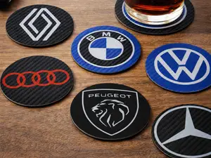 Sous verre au design de logos Automobile