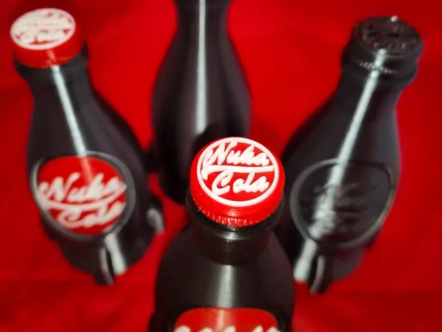 Nuka Cola Bottle Replica — Фото 3 из 10