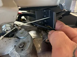 Puch E50 Moter Kupplungsseil halter
