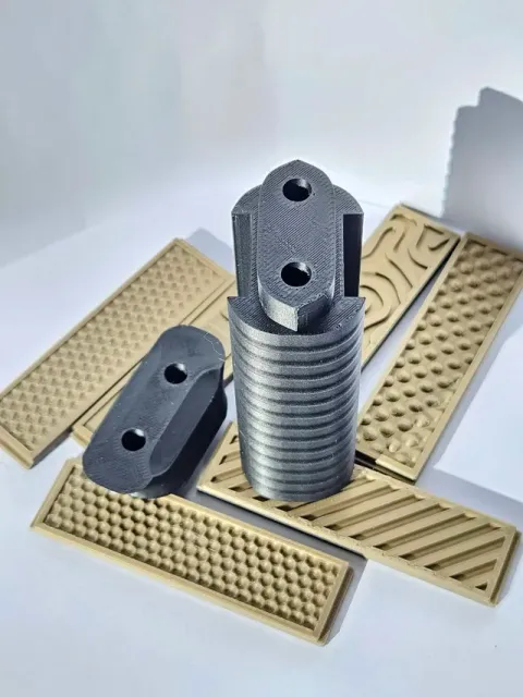 Airsoft M-LOK Foregrip with Swappable Insert — Фото 7 из 11