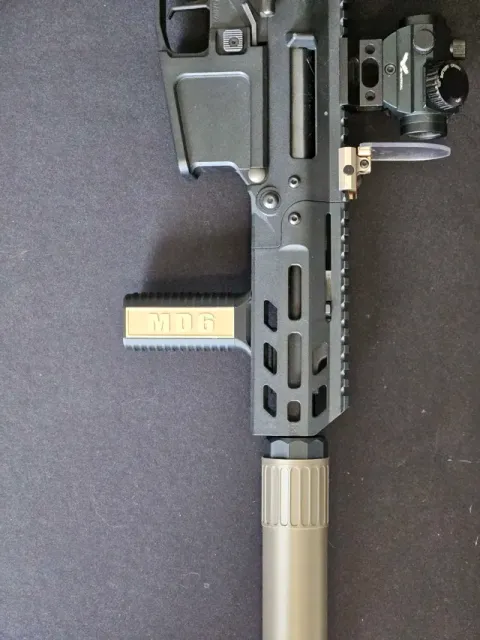 Airsoft M-LOK Foregrip with Swappable Insert — Фото 8 из 11