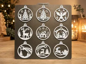 9 Weihnachtskugeln | 9 Christmas Ornaments