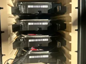 5,25" drive bay for 4x 3.5" HDD drives w/ fan-rack