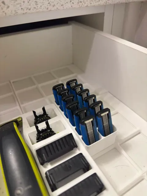 Gridfinity Disposable Razor Holder (12 Slot, 2x1) — Фото 4 из 5