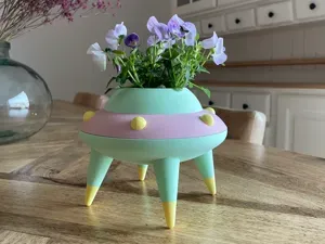 UFO planter