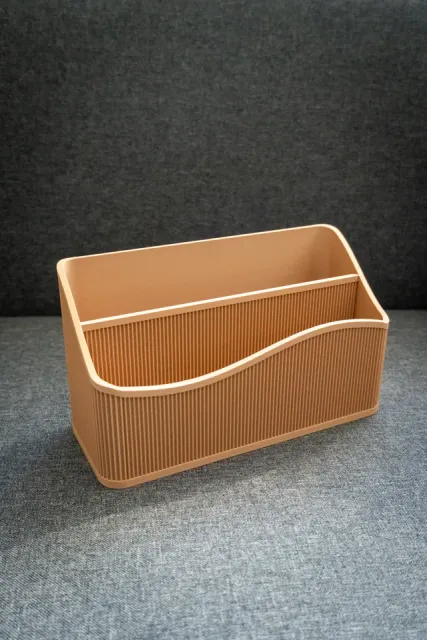 Geschwungener Briefhalter | Wavy Letter Holder — Image 3 of 8
