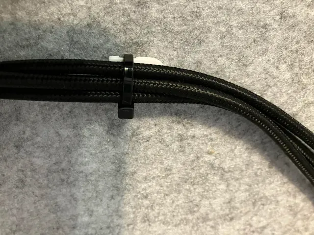 Customizable Simple Cable Zip Tie Mount — Фото 4 из 9