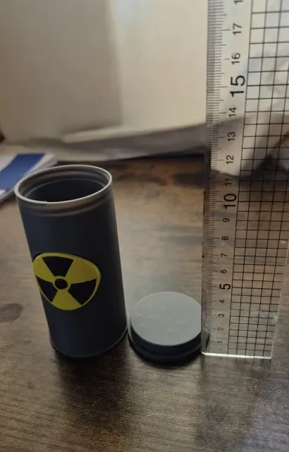 Fallout 4 - Radioactive Material Prop Container — Фото 5 из 10