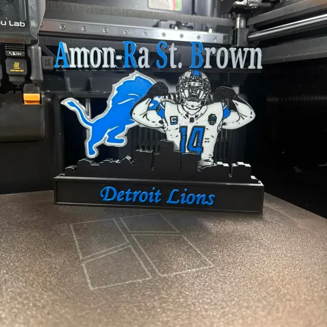 NFL - Detroit Lions Amon-Ra St. Brown display — Фото 2 из 4