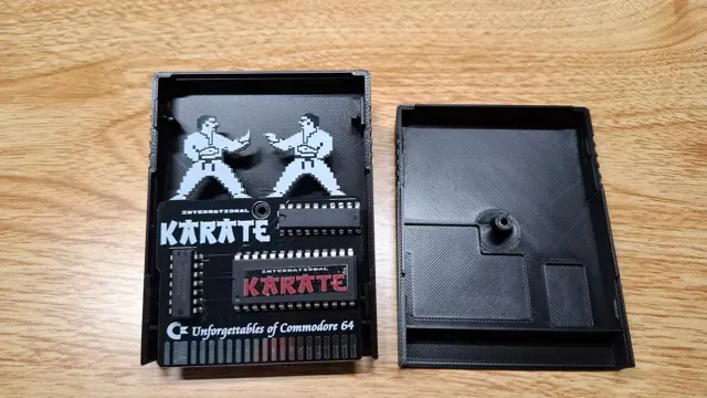 Commodore 64 Cartridge Case — Image 5 of 9