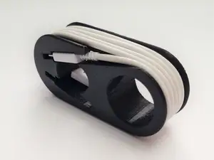 Travel cable organizer USB-C to USB-C