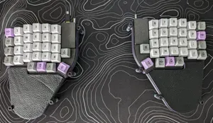 Lily58 Split Mechanical Keyboard Tented Wrist Rest