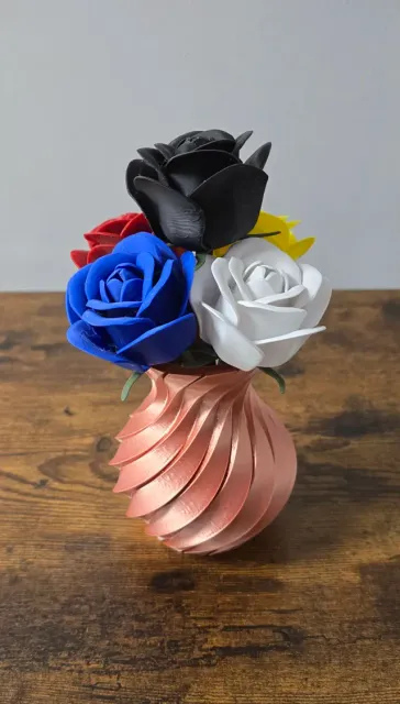 Vase with Roses and Stems - Flowers Bouquet — Фото 5 из 6