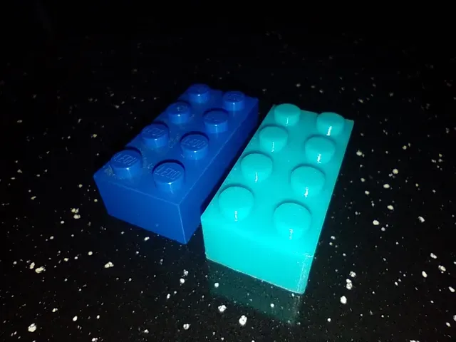 3D Printed LEGOs-Compatible 2x4 Brick — Фото 2 из 5