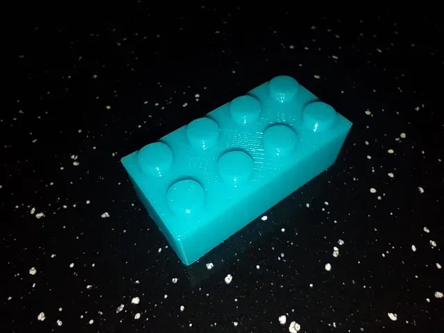3D Printed LEGOs-Compatible 2x4 Brick — Фото 4 из 5