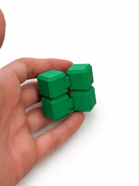 Infinity Cube 2x2 – Fidget Toy — Image 4 of 5