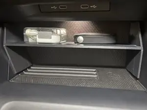 Golf 8 Shelf (Facelift)