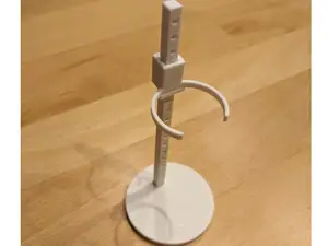 Doll stand