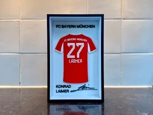 Konrad Laimer - FC Bayern München - Jersey Frame