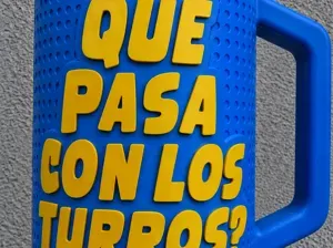 Que pasa con los Turros. Logo chop cerveza fernet