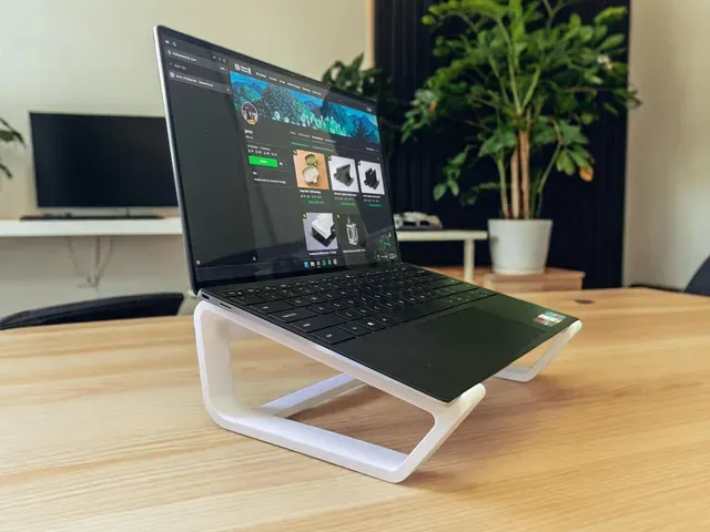 Sleek Laptop Riser — Фото 5 из 5